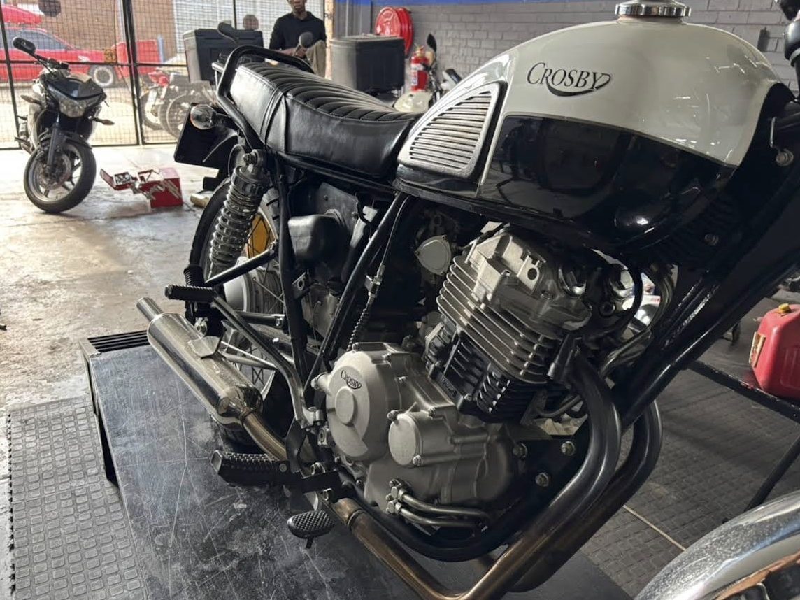 Play: British 400cc Crosby in the workshop